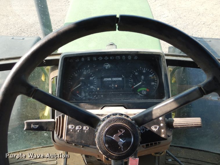 image for item KV9224 1994 John Deere 6400  MFWD tractor