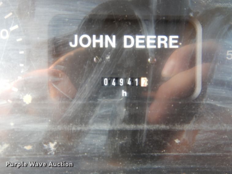 image for item KV9224 1994 John Deere 6400  MFWD tractor