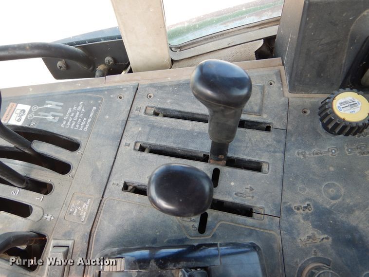 image for item KV9224 1994 John Deere 6400  MFWD tractor