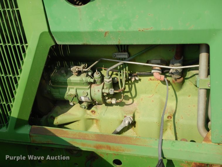 image for item KV9224 1994 John Deere 6400  MFWD tractor