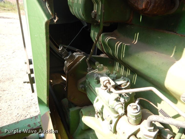 image for item KV9224 1994 John Deere 6400  MFWD tractor