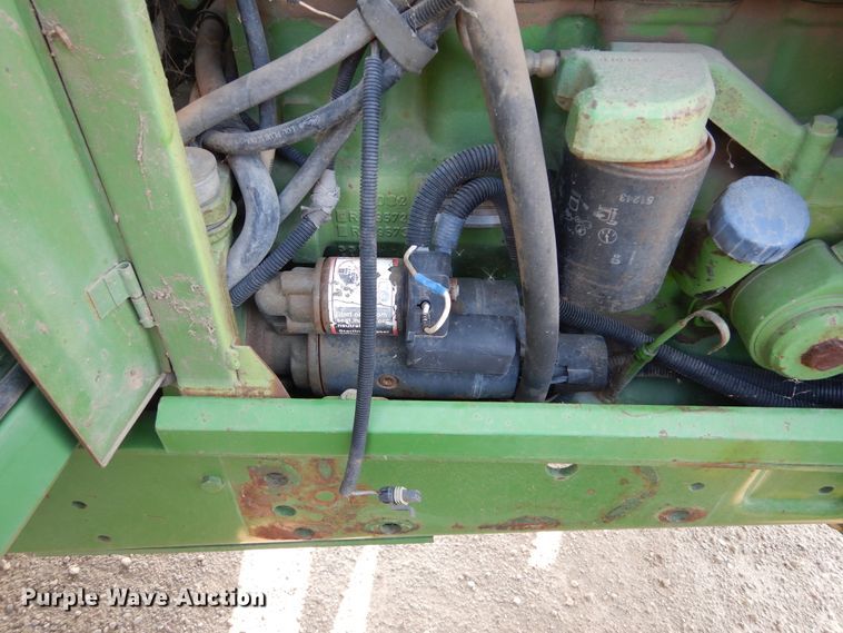image for item KV9224 1994 John Deere 6400  MFWD tractor