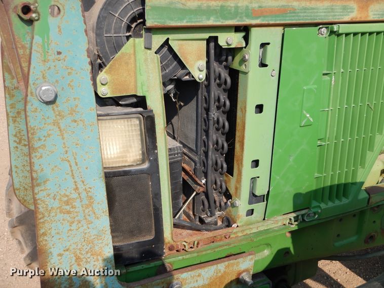 image for item KV9224 1994 John Deere 6400  MFWD tractor