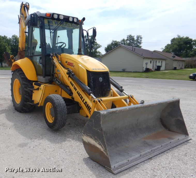 image for item KW9834 2013 New Holland B95C  backhoe