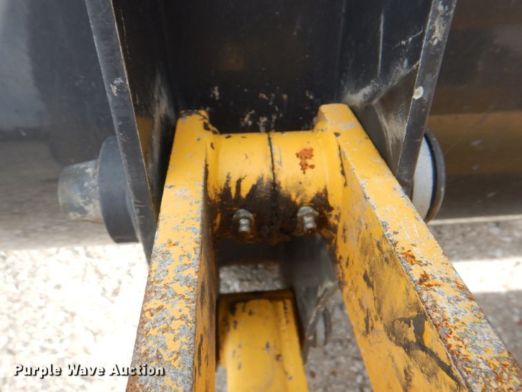 image for item KW9834 2013 New Holland B95C  backhoe