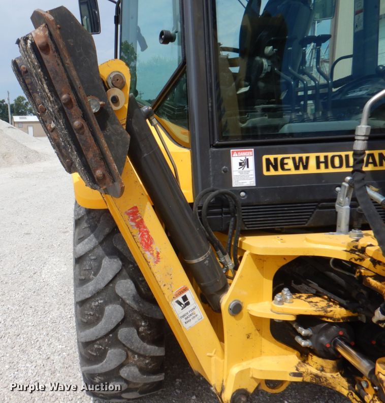 image for item KW9834 2013 New Holland B95C  backhoe