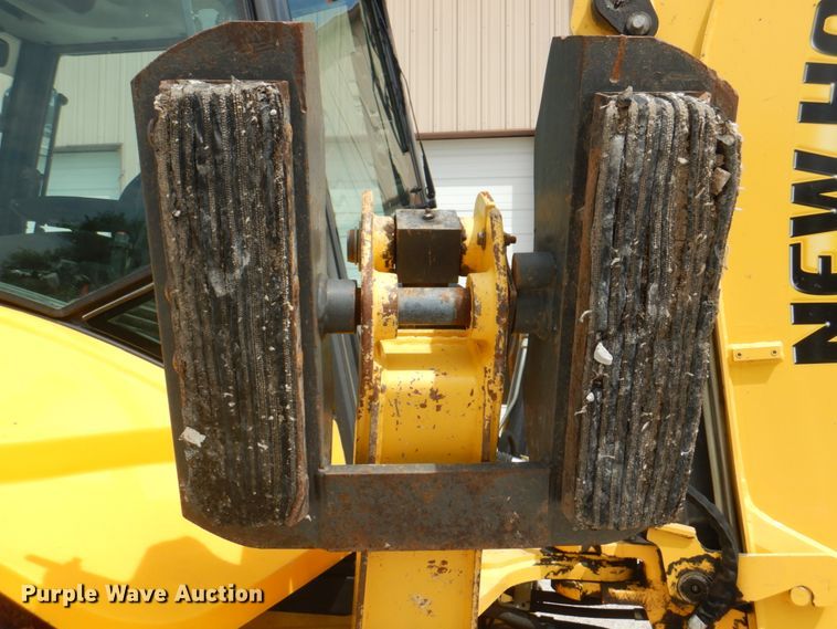 image for item KW9834 2013 New Holland B95C  backhoe