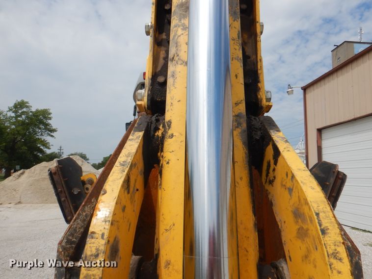 image for item KW9834 2013 New Holland B95C  backhoe