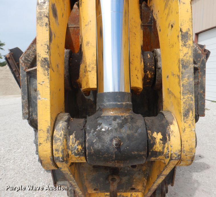 image for item KW9834 2013 New Holland B95C  backhoe