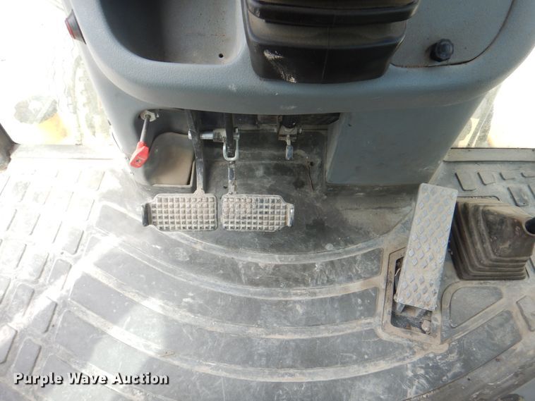 image for item KW9834 2013 New Holland B95C  backhoe