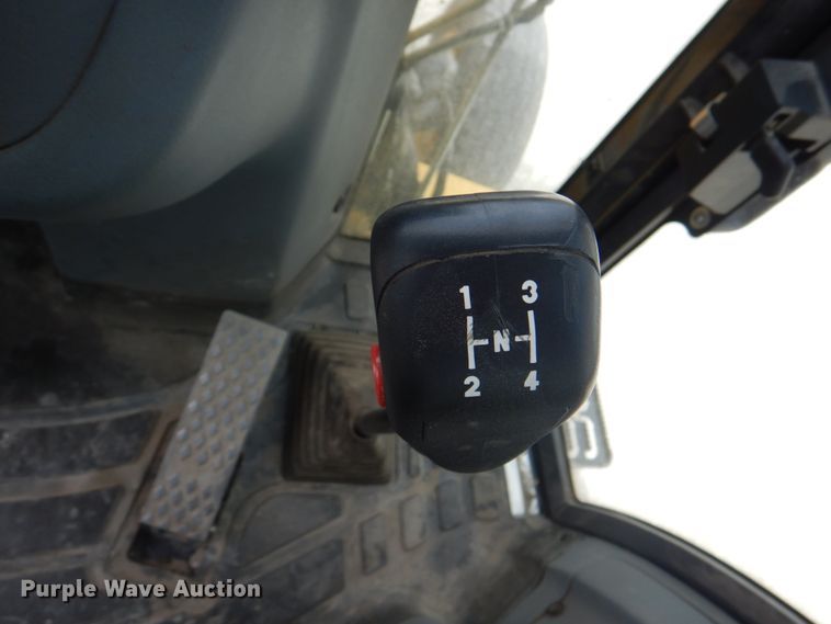 image for item KW9834 2013 New Holland B95C  backhoe