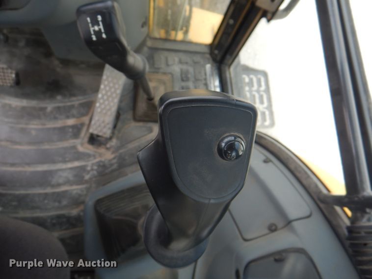 image for item KW9834 2013 New Holland B95C  backhoe