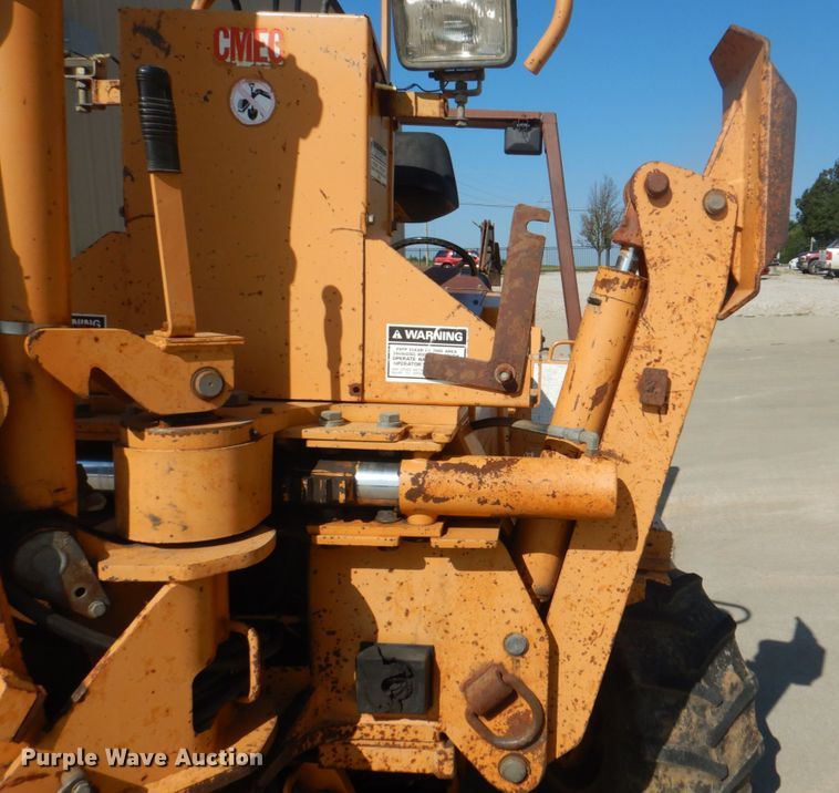 image for item KW9878 1992 Case 660  trencher