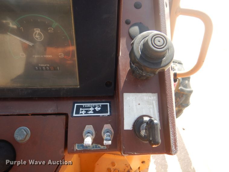 image for item KW9878 1992 Case 660  trencher