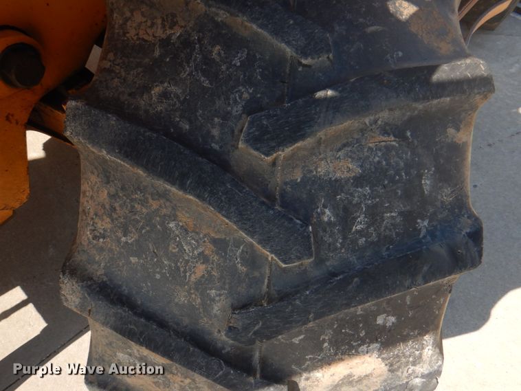 image for item KW9878 1992 Case 660  trencher