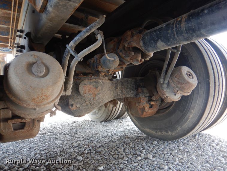 image for item KW9879 2009 Mack Mammoth  refuse truck