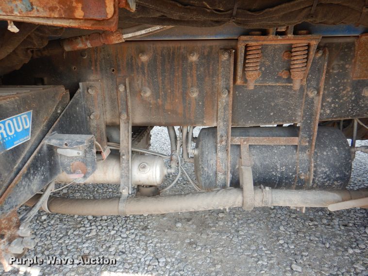 image for item KW9879 2009 Mack Mammoth  refuse truck