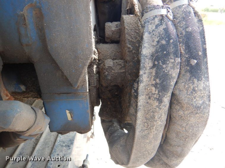 image for item KW9879 2009 Mack Mammoth  refuse truck