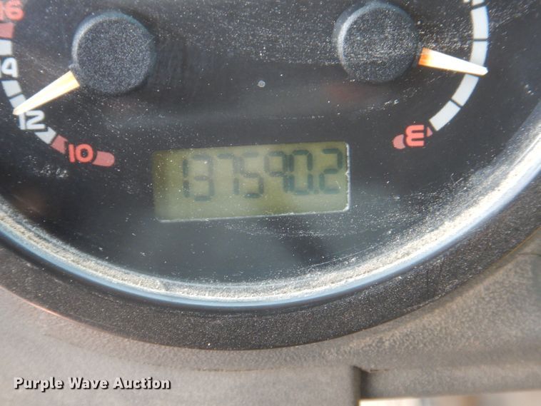 image for item KW9879 2009 Mack Mammoth  refuse truck