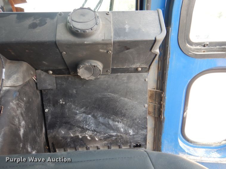 image for item KW9879 2009 Mack Mammoth  refuse truck