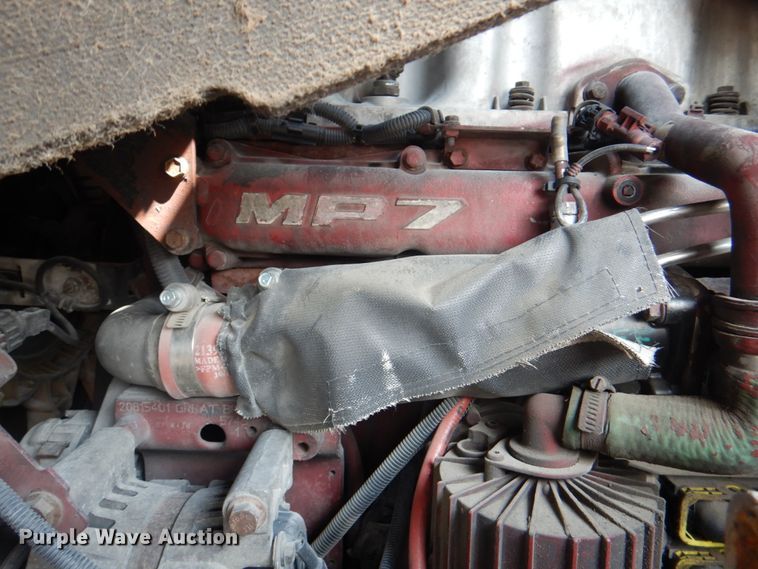 image for item KW9879 2009 Mack Mammoth  refuse truck