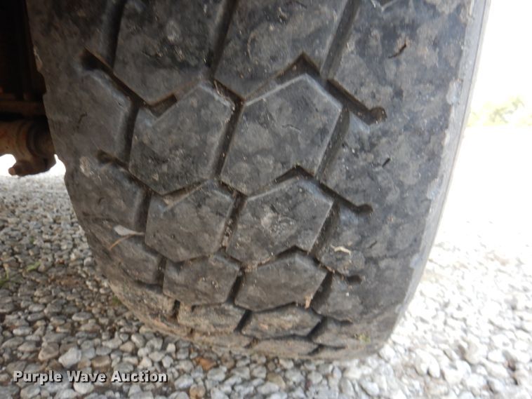 image for item KW9879 2009 Mack Mammoth  refuse truck