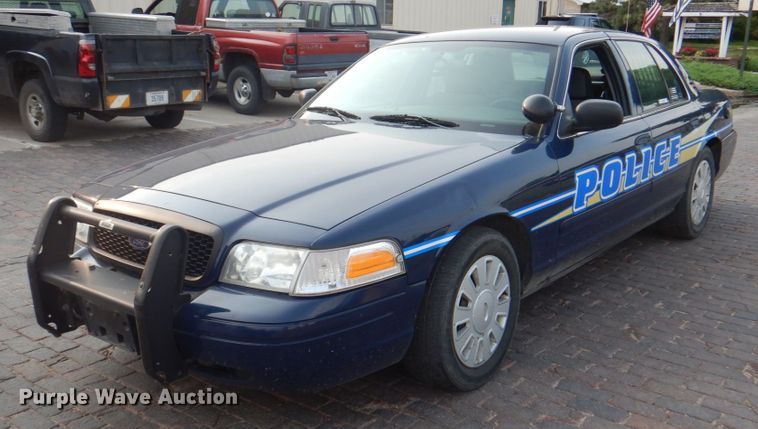 image for item KW9880 2008 Ford Crown Victoria Police Interceptor