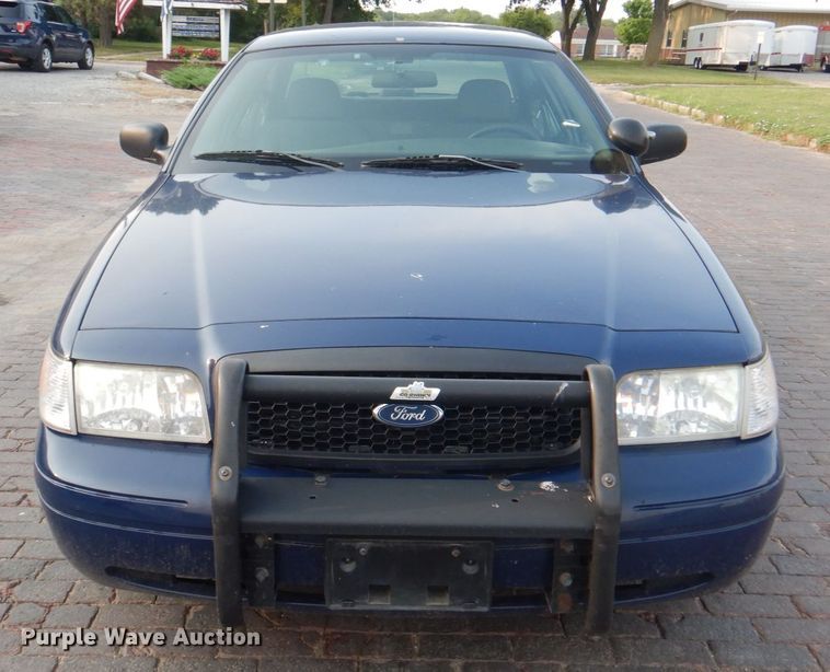 image for item KW9880 2008 Ford Crown Victoria Police Interceptor