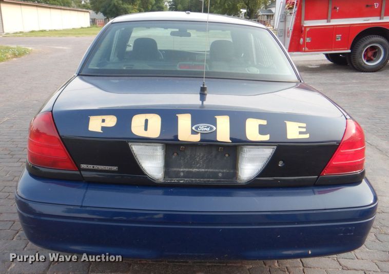image for item KW9880 2008 Ford Crown Victoria Police Interceptor