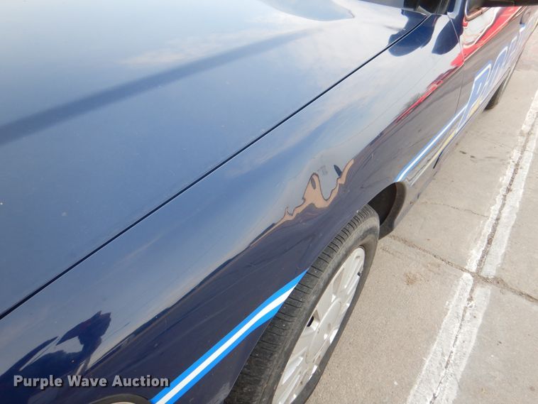 image for item KW9880 2008 Ford Crown Victoria Police Interceptor