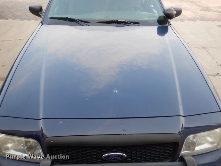 image for item KW9880 2008 Ford Crown Victoria Police Interceptor