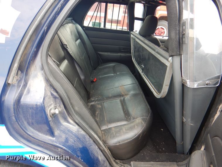 image for item KW9880 2008 Ford Crown Victoria Police Interceptor