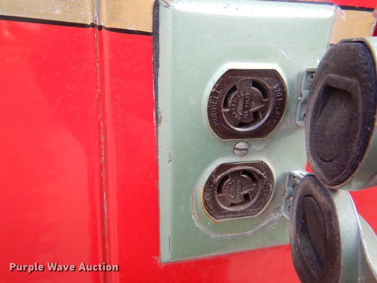 image for item KW9881 1983 Ford F800  pumper fire truck