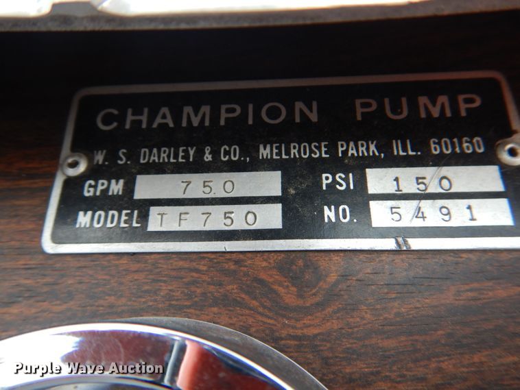 image for item KW9881 1983 Ford F800  pumper fire truck