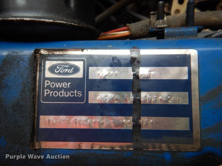 image for item KW9881 1983 Ford F800  pumper fire truck