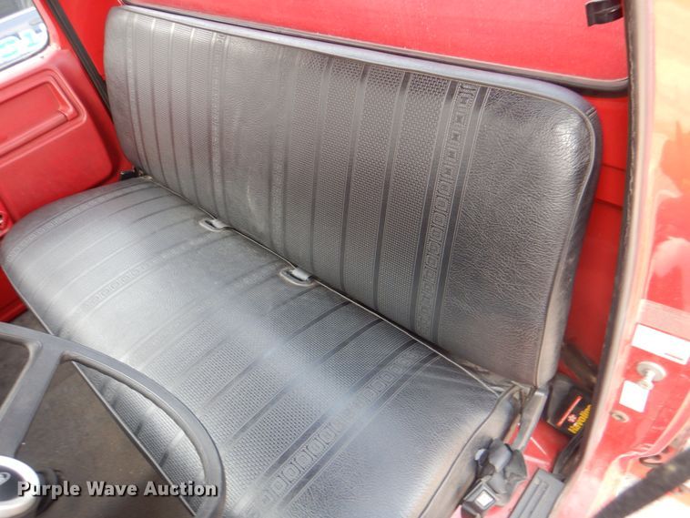 image for item KW9881 1983 Ford F800  pumper fire truck