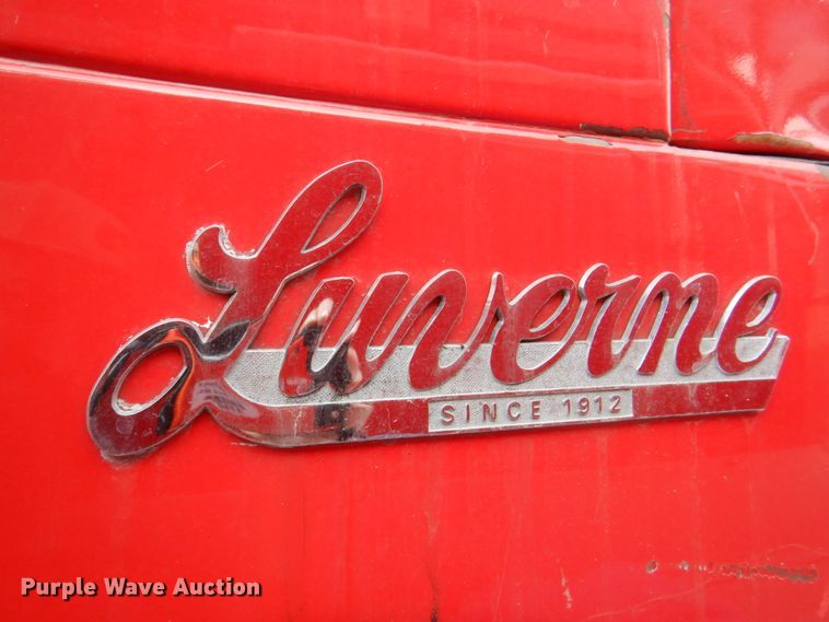 image for item KW9881 1983 Ford F800  pumper fire truck