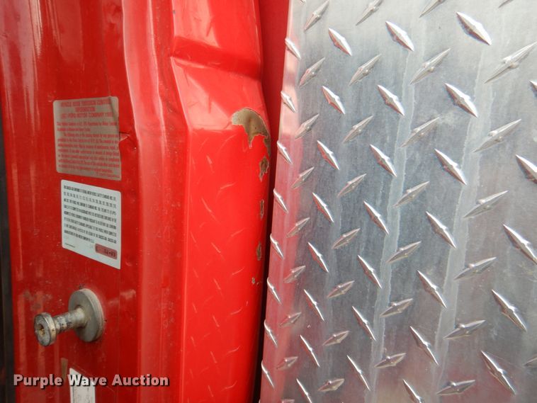 image for item KW9881 1983 Ford F800  pumper fire truck