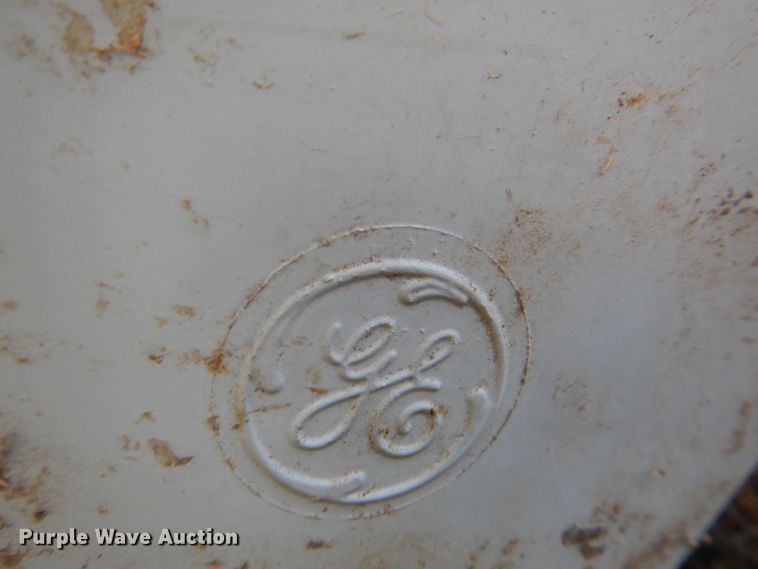 image for item KW9882 Approximately 50 street lamps