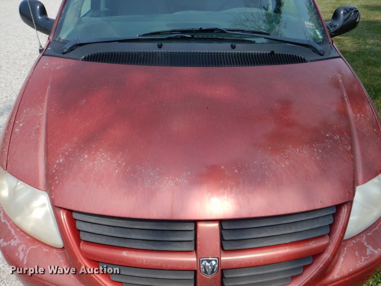 image for item KW9889 2006 Dodge Grand Caravan SXT  van