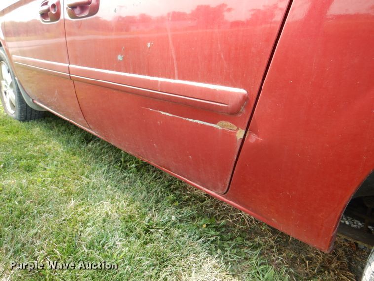 image for item KW9889 2006 Dodge Grand Caravan SXT  van