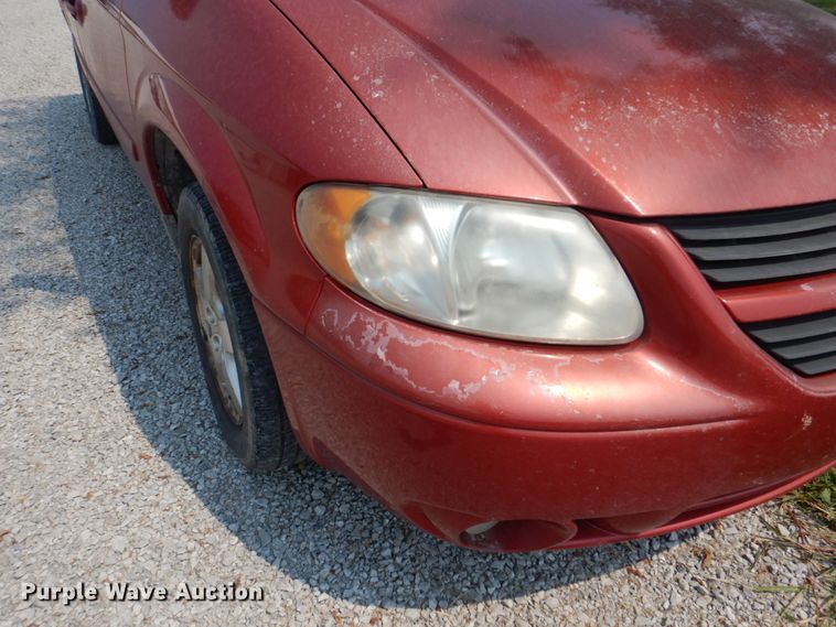 image for item KW9889 2006 Dodge Grand Caravan SXT  van