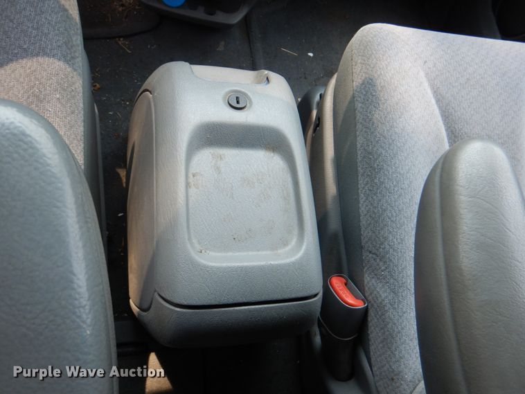 image for item KW9889 2006 Dodge Grand Caravan SXT  van