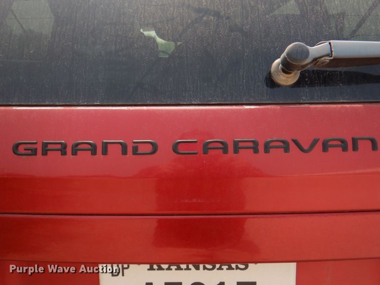 image for item KW9889 2006 Dodge Grand Caravan SXT  van