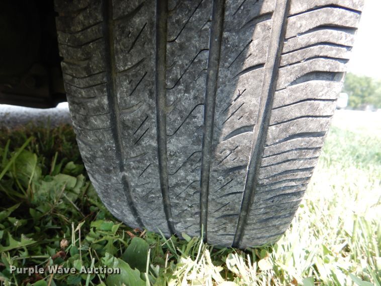 image for item KW9889 2006 Dodge Grand Caravan SXT  van