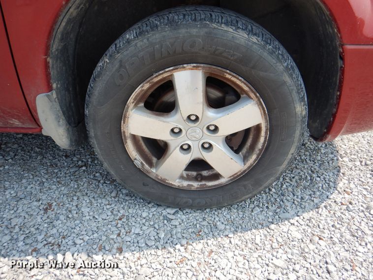 image for item KW9889 2006 Dodge Grand Caravan SXT  van