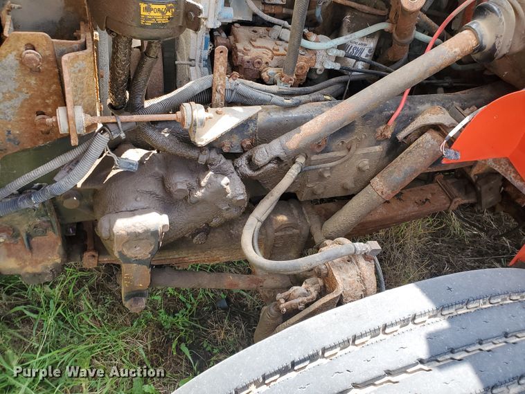 image for item KY9174 1999 International 4900  dump truck