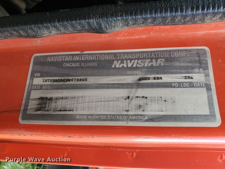 image for item KY9174 1999 International 4900  dump truck