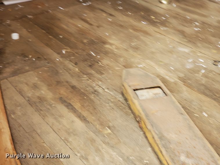 image for item KY9175 1964 High C2FV54L  dry van trailer