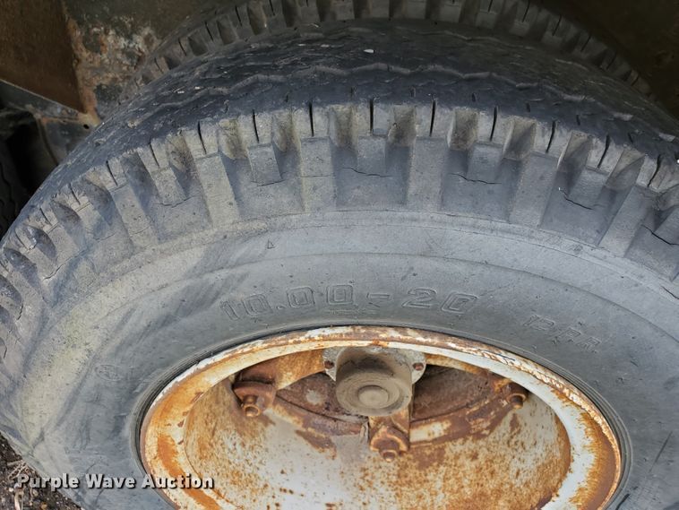 image for item KY9175 1964 High C2FV54L  dry van trailer